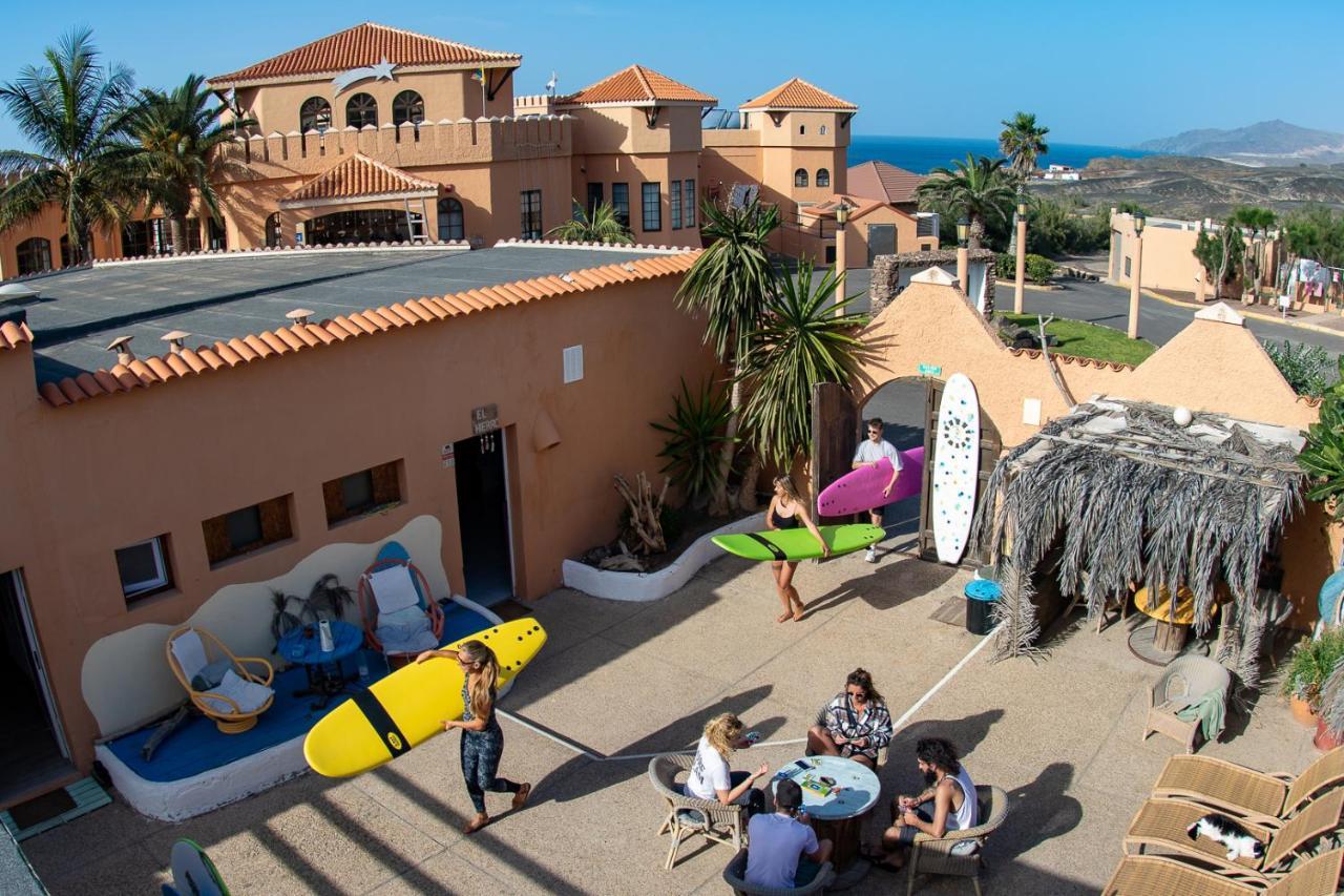 Wellenkind Surfschool Hostel La Pared  Exterior photo
